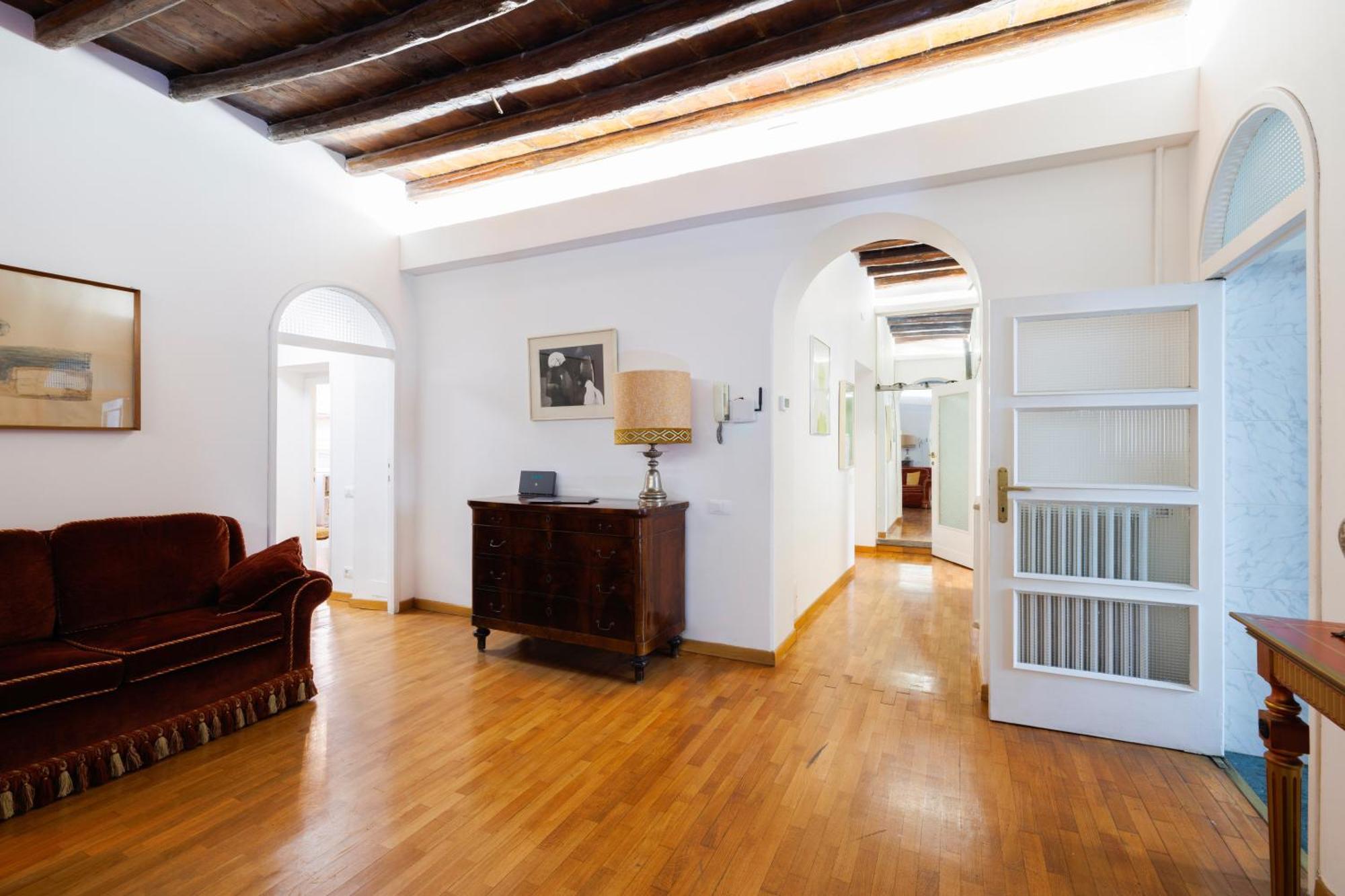 Apartment Gesu E Maria Balcony At Spanish Steps *