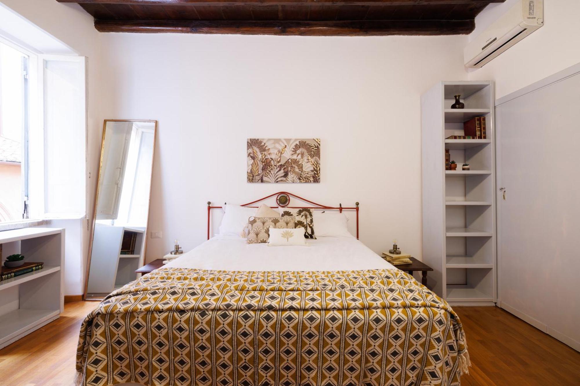 Apartment Gesu E Maria Balcony At Spanish Steps *