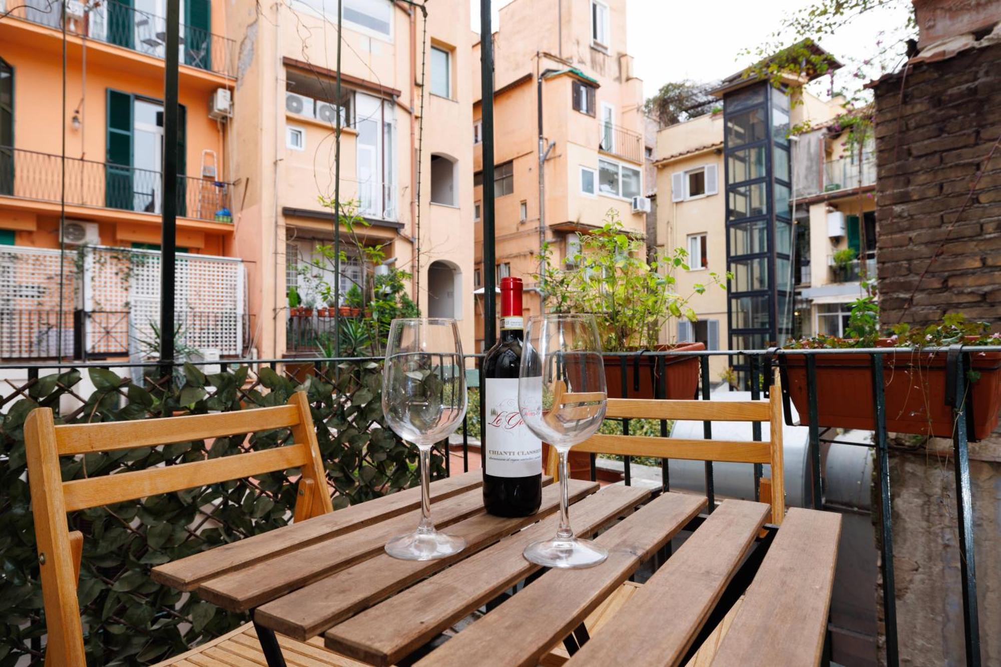 Apartment Gesu E Maria Balcony At Spanish Steps *